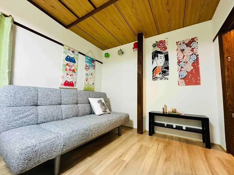 205Gblhouse,黒門市場がすぐ目の前,徒歩30秒,大阪人気の観光エリアへ徒歩圏内道頓堀徒歩7分,南海難波駅徒歩6分 Japonia