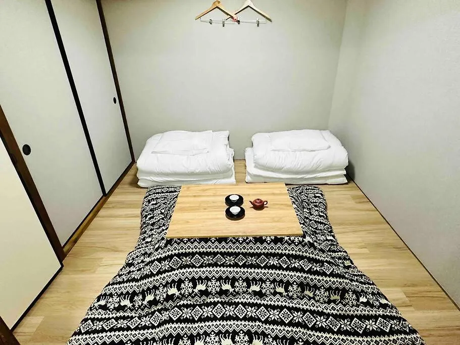 205Gblhouse,黒門市場がすぐ目の前,徒歩30秒,大阪人気の観光エリアへ徒歩圏内道頓堀徒歩7分,南海難波駅徒歩6分 0*, Osaka Japonia