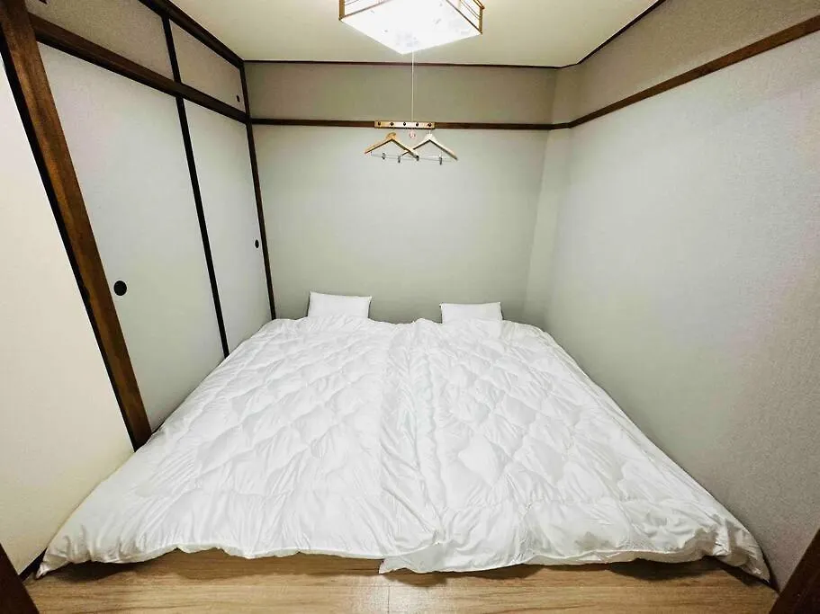 205Gblhouse,黒門市場がすぐ目の前,徒歩30秒,大阪人気の観光エリアへ徒歩圏内道頓堀徒歩7分,南海難波駅徒歩6分 Japonia